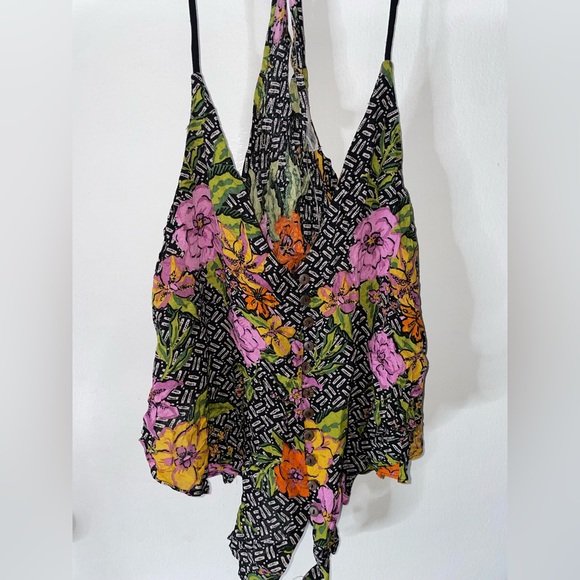 UO | Floral Tank| Medium NWT - Picture 1 of 6